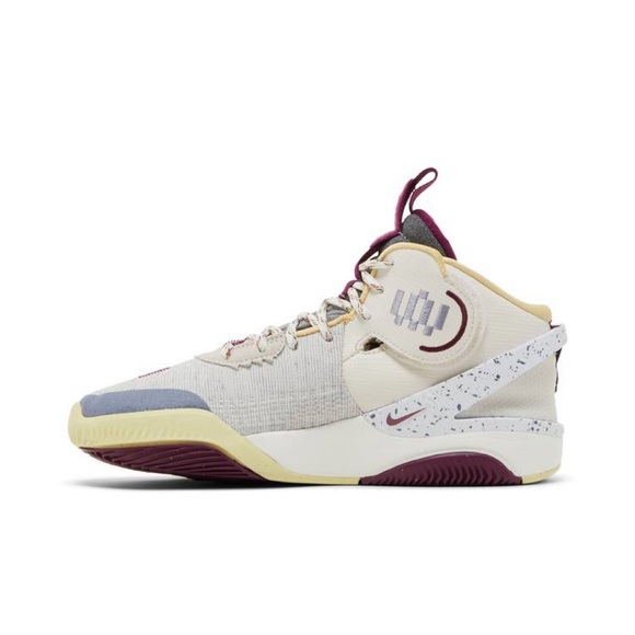 Nike Men’s 2023 Air Deldon 'Deldon Designs'
Air Deldon 1 sneakers athletic - Picture 4 of 16